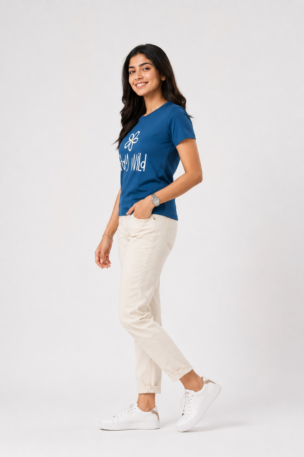 Stay Wild Daisy Graphic Tee — Women's